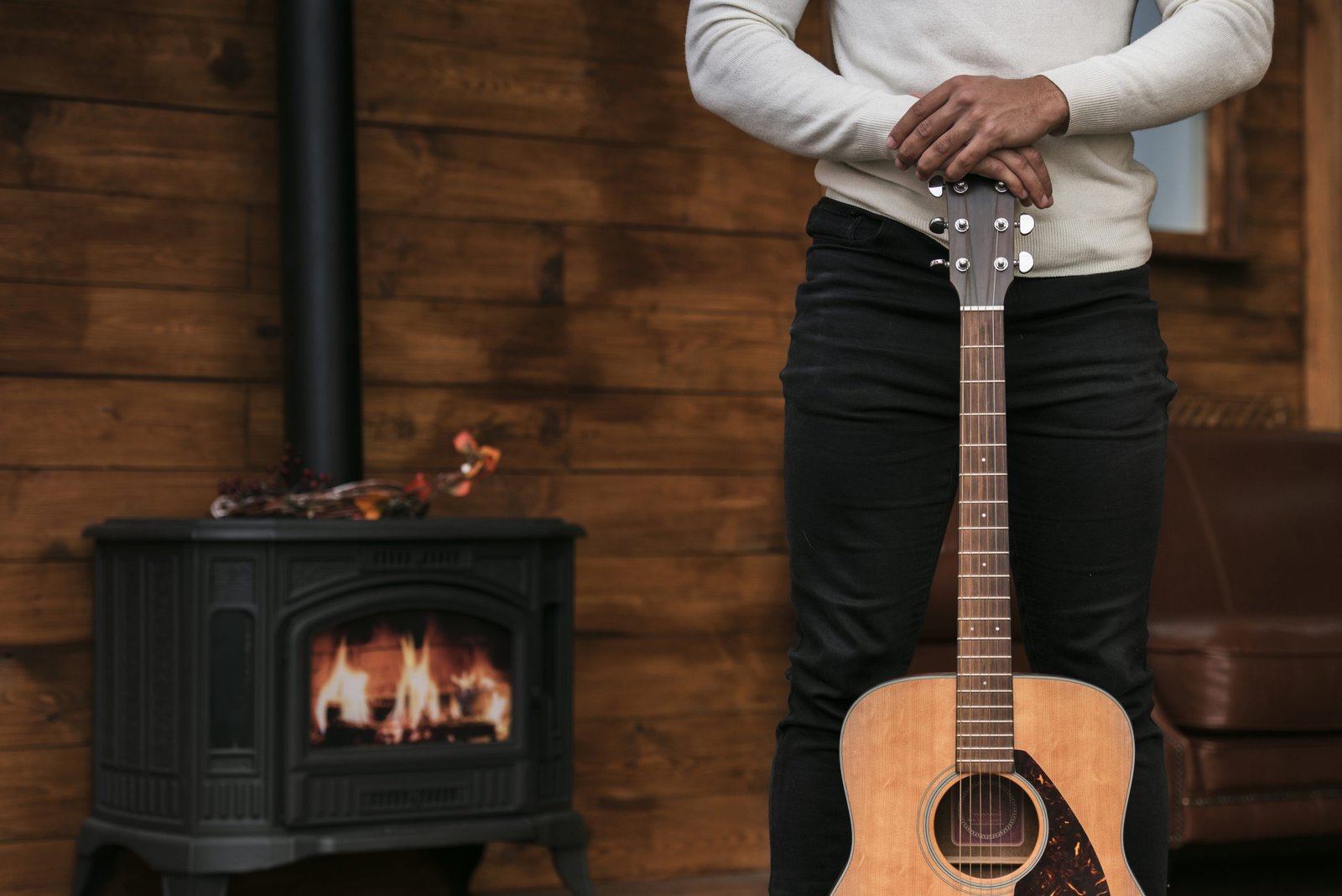 Heeta Pureview 70 fireplace